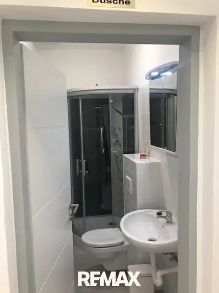 Badezimmer 2