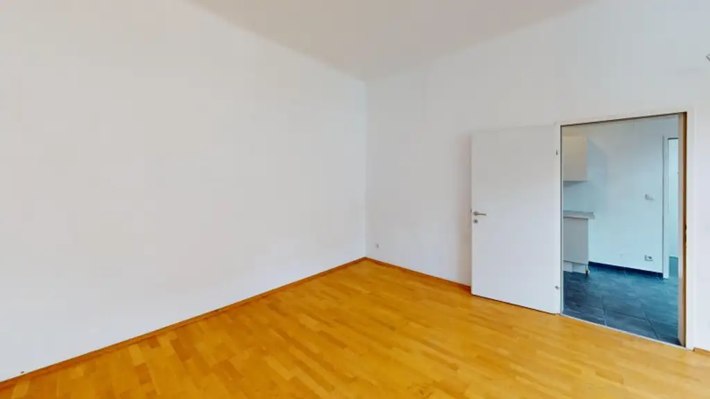 Seltene Gelegenheit! Preiswerter 2-Zimmer Altbau Nähe Augarten!