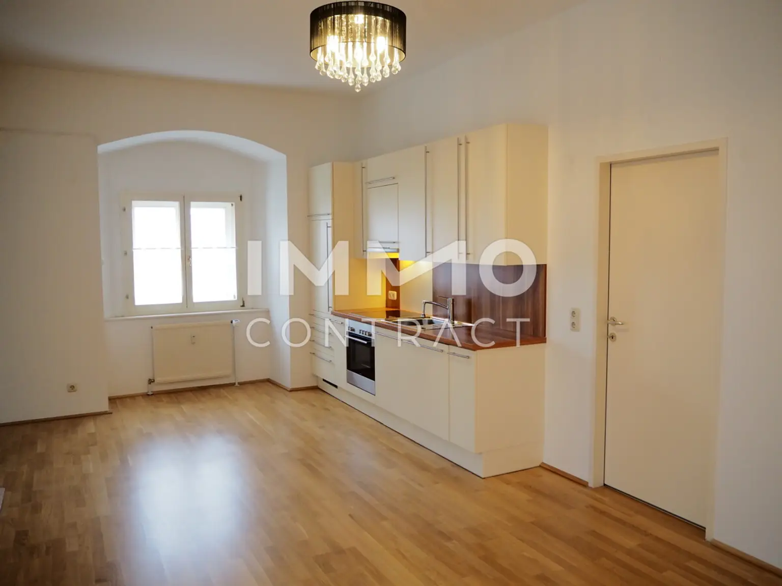 Schlossherr:in gesucht - elegante Schlosswohnung mit Turmzimmer zu verkaufen!