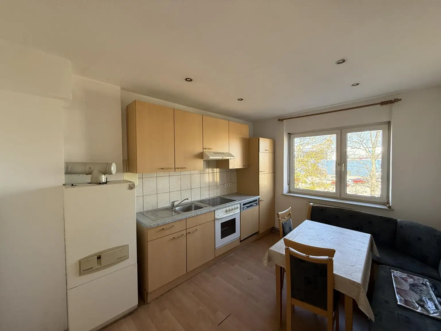 Charmante 2-Zimmer-Wohnung mit Gartenanteil und Garage in Graz-Straßgang