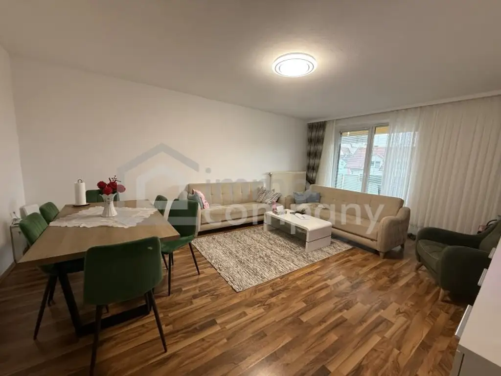 3-Zimmer-Wohnung mit Balkon in zentraler Lage – Nähe Panoramapark Neunkirchen