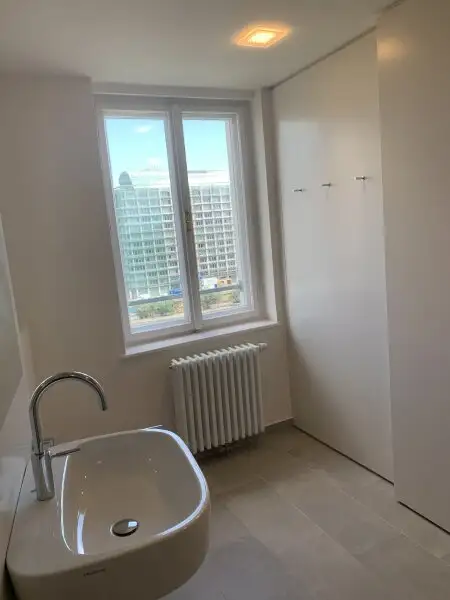 ZWEITBEZUG FERNBLICK GARAGE