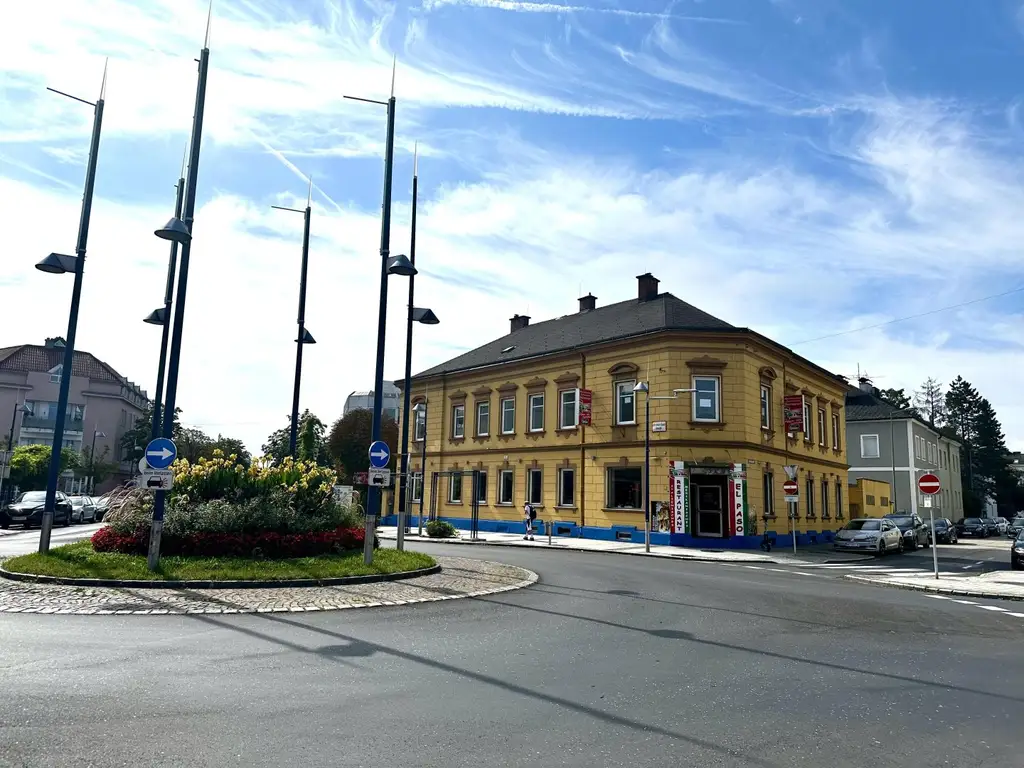 "Stadthaus mit Ausbaupotential"