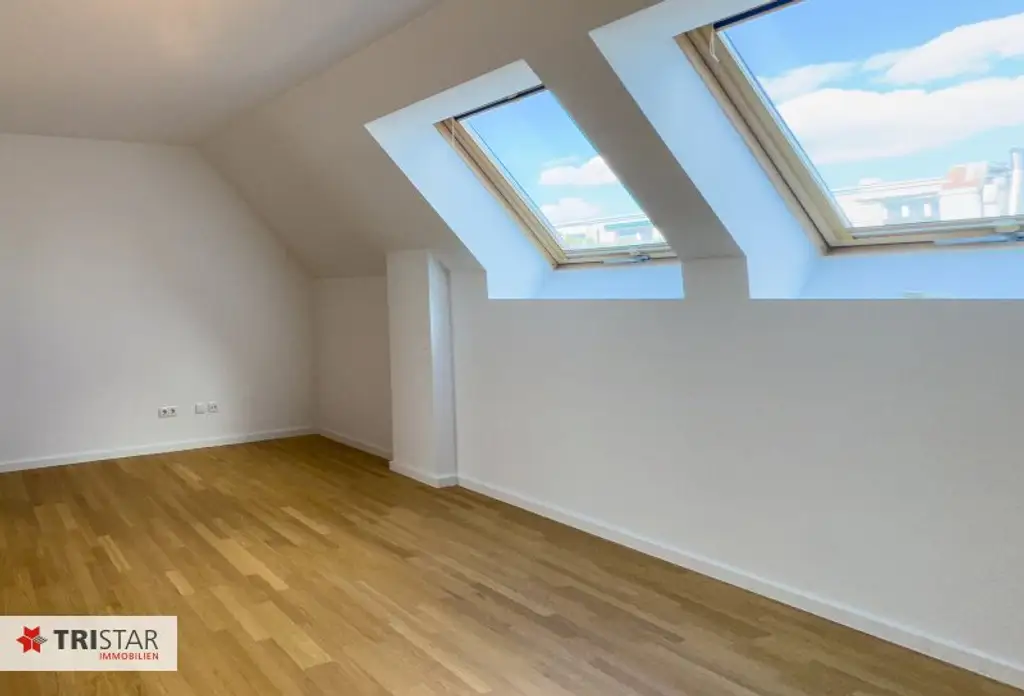 Nähe AKH · Dachgeschosswohnung · zwei Etagen · drei Außenflächen · Küchenanschlüsse auf beiden Ebenen · verführerischer Preis!!