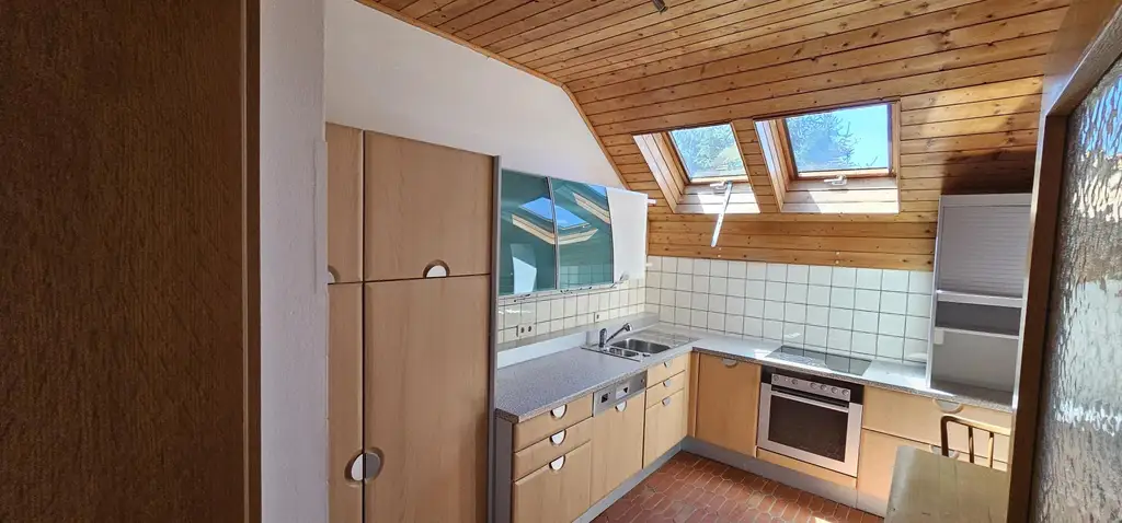 Wohnhaus in ruhiger Lage mit 2 Wohneinheiten