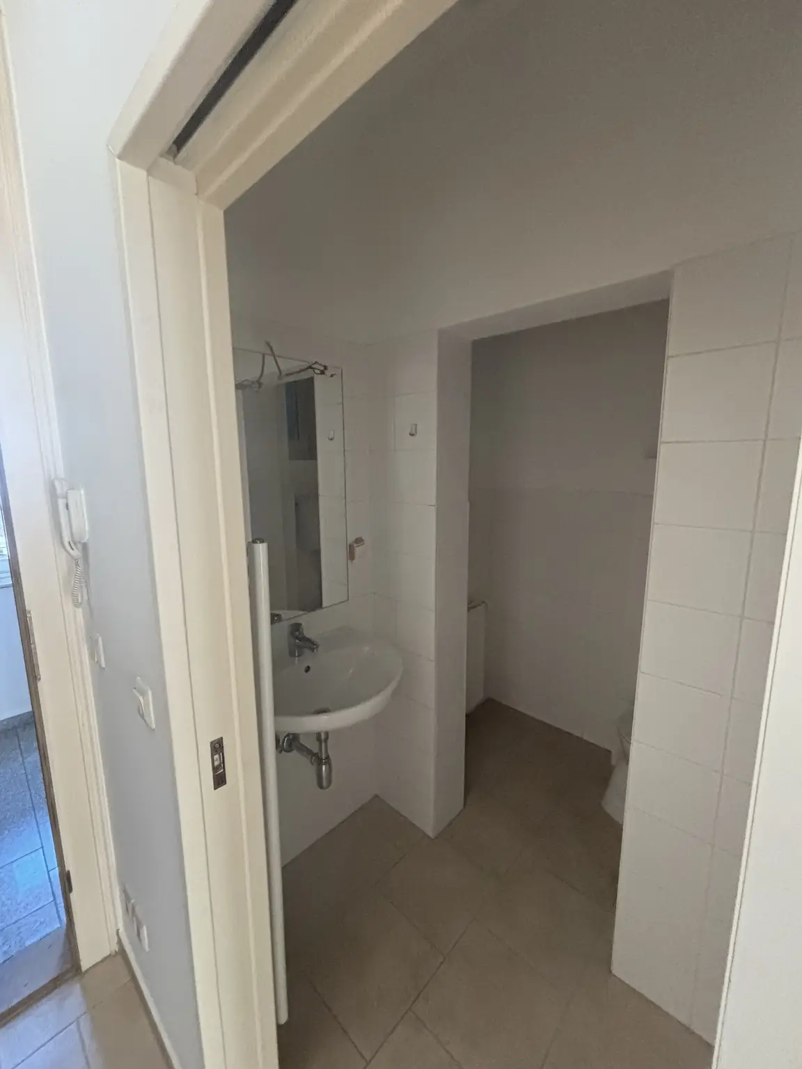 Sonniges Altbauarpartment 32 m² in Toplage 1090 Wien !