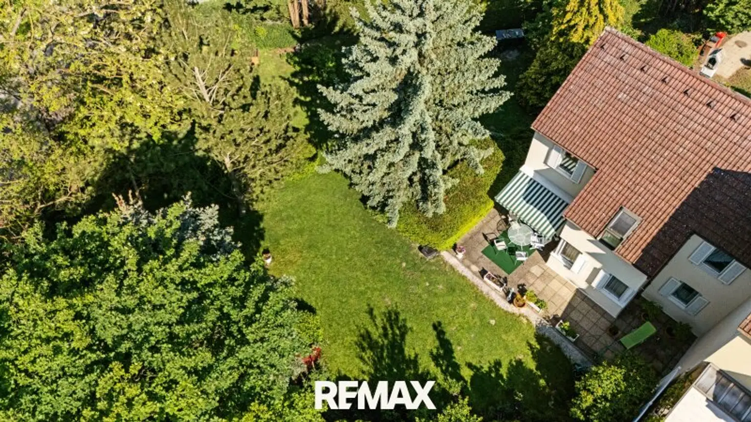 Reiheneckhaus in Bisamberg : 4 Zimmer, 1160m2 Garten.....Ihre Geldanlage!