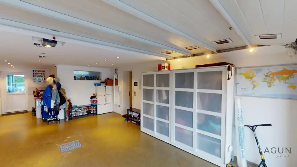 Hochwertiges Luxus-Einfamilienhaus in Maria-Lanzendorf