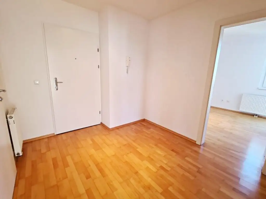 DACHGESCHOSS, Daringergasse, sonnige 76 m2 Neubau mit 6 m2 Balkon, 2 Zimmer, Wohnküche, Wannenbad, Parketten, Grünblick