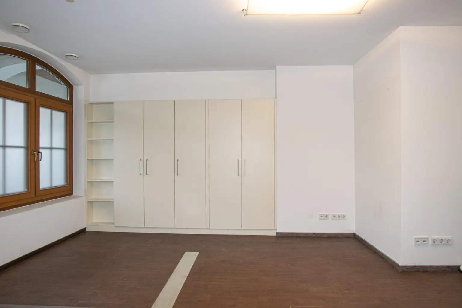 Provisionsfrei! Bezugsfertige Arztpraxis direkt im Dorfzentrum in Toplage