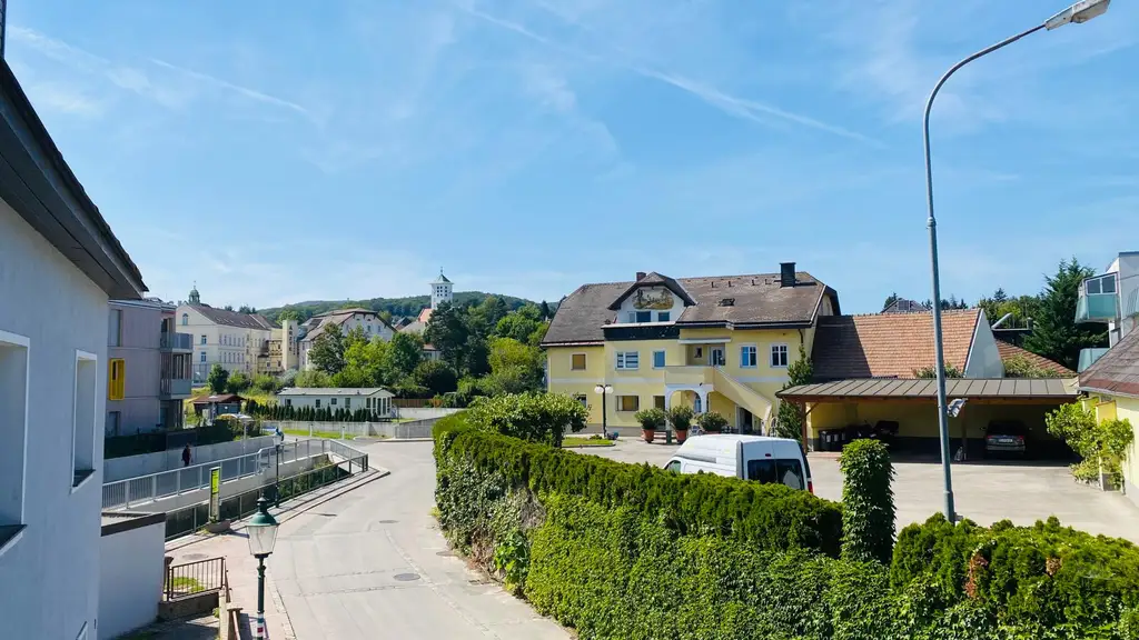 RARITÄT IN GABLITZ - GRUNDSTÜCK MIT ALTBESTAND IN BESTLAGE