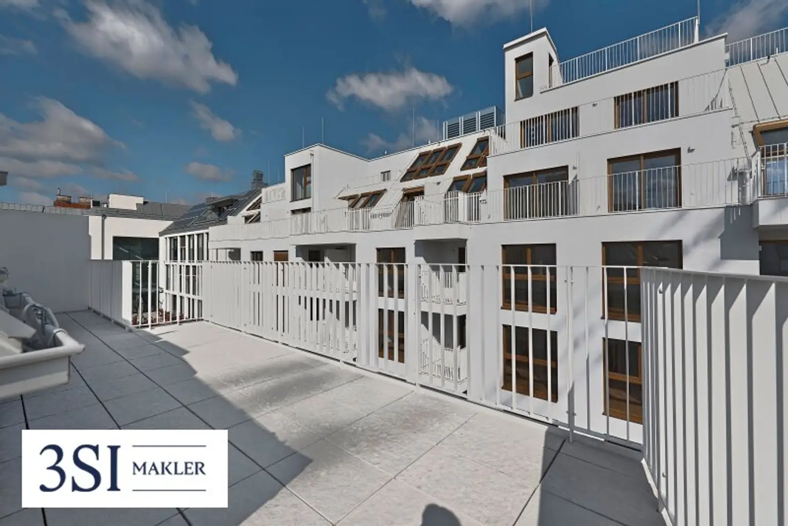 The Temptation: Modern und hochwertige Dachgeschosswohnung mit weitläufiger Terrasse - Nähe Kutschkermarkt