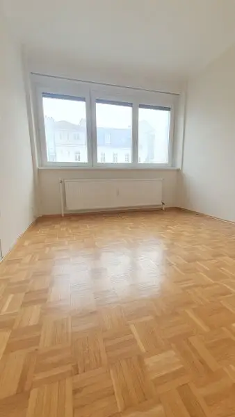 Gepflegte Drei Zimmer Neubauwohnung in gesuchter Lage - hoher Liftstock