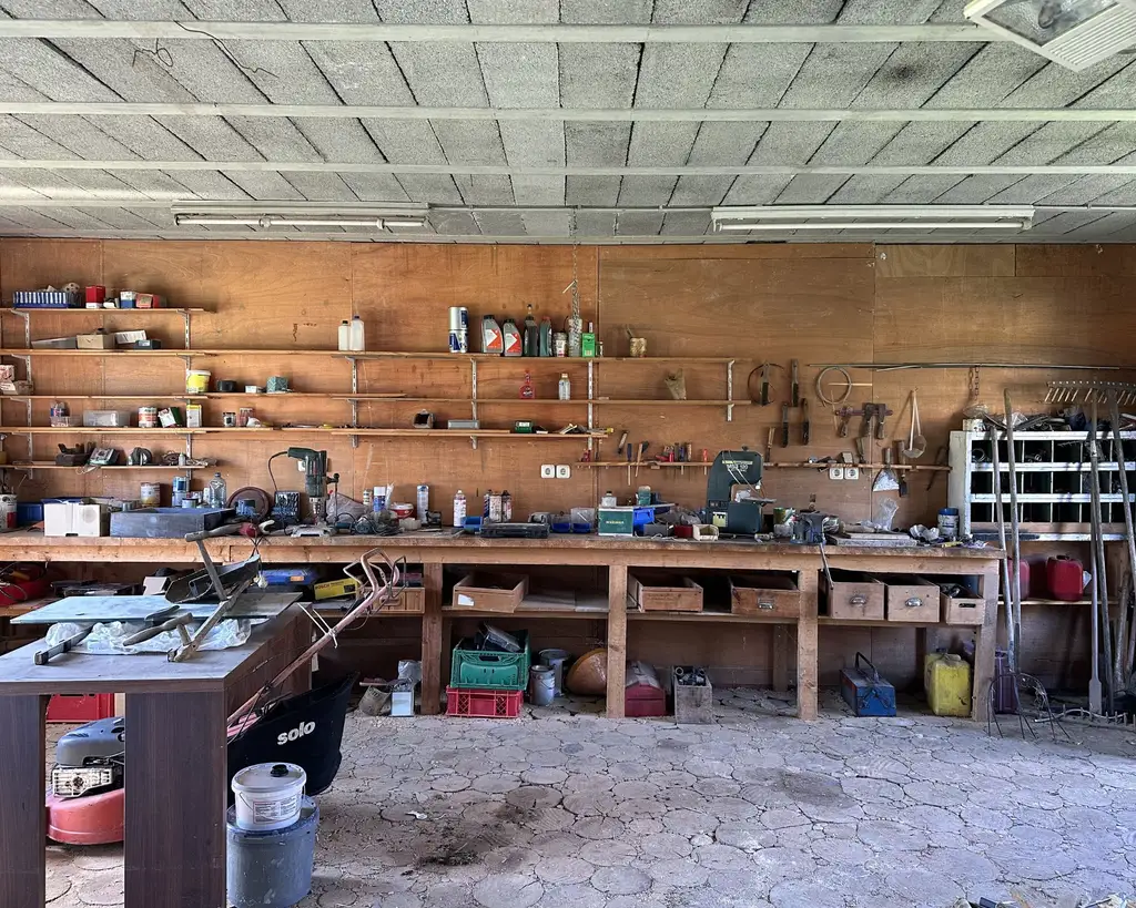 Einfamilienhaus mit großem Garten