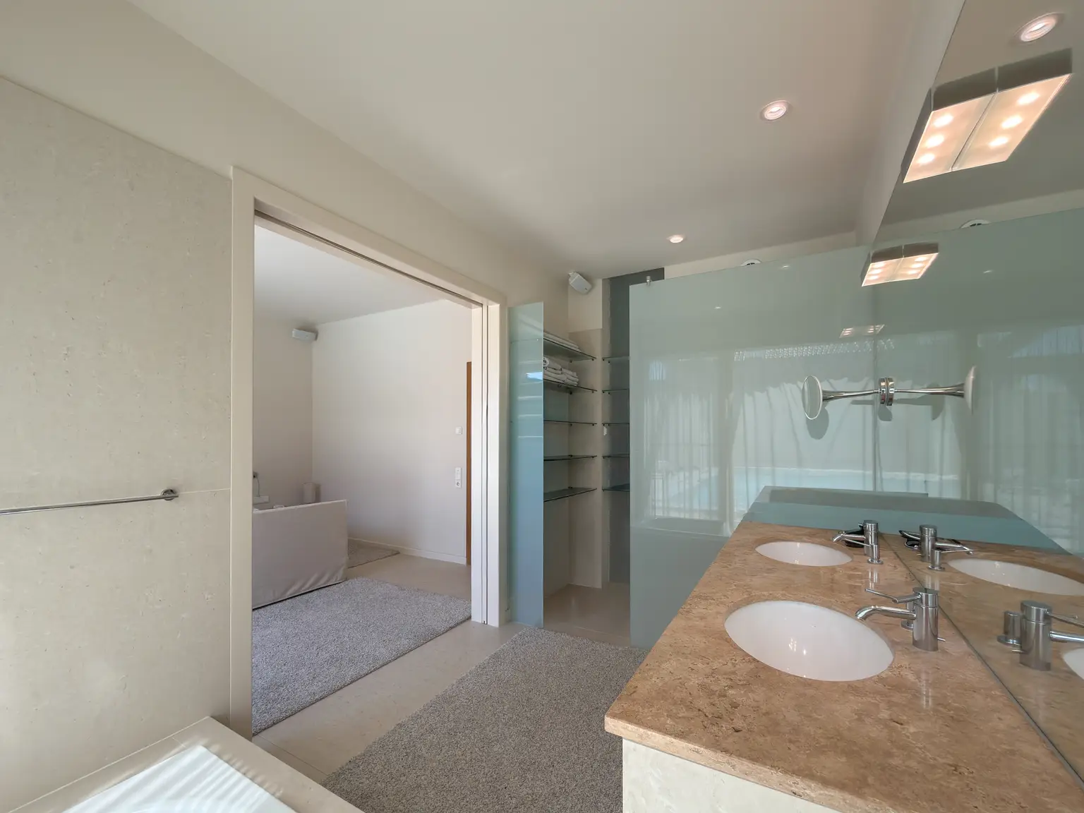 Architektur-Juwel am Neusiedler See: Wenn Großzügigkeit auf absolute Privatsphäre trifft!