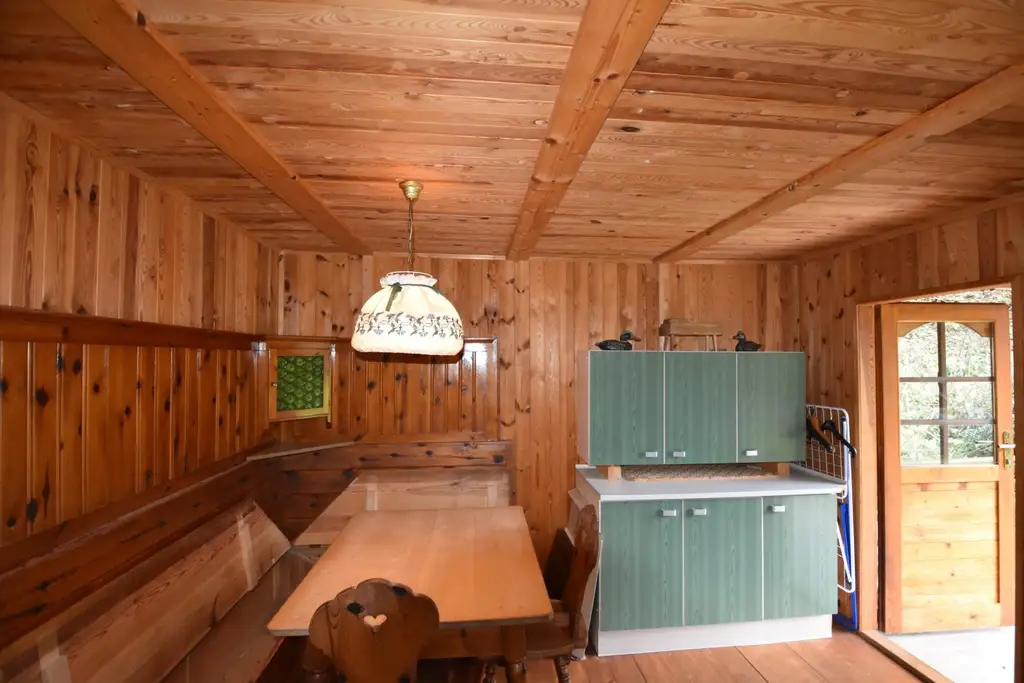 Gemütliches Einfamilienhaus mit großem Grundstück