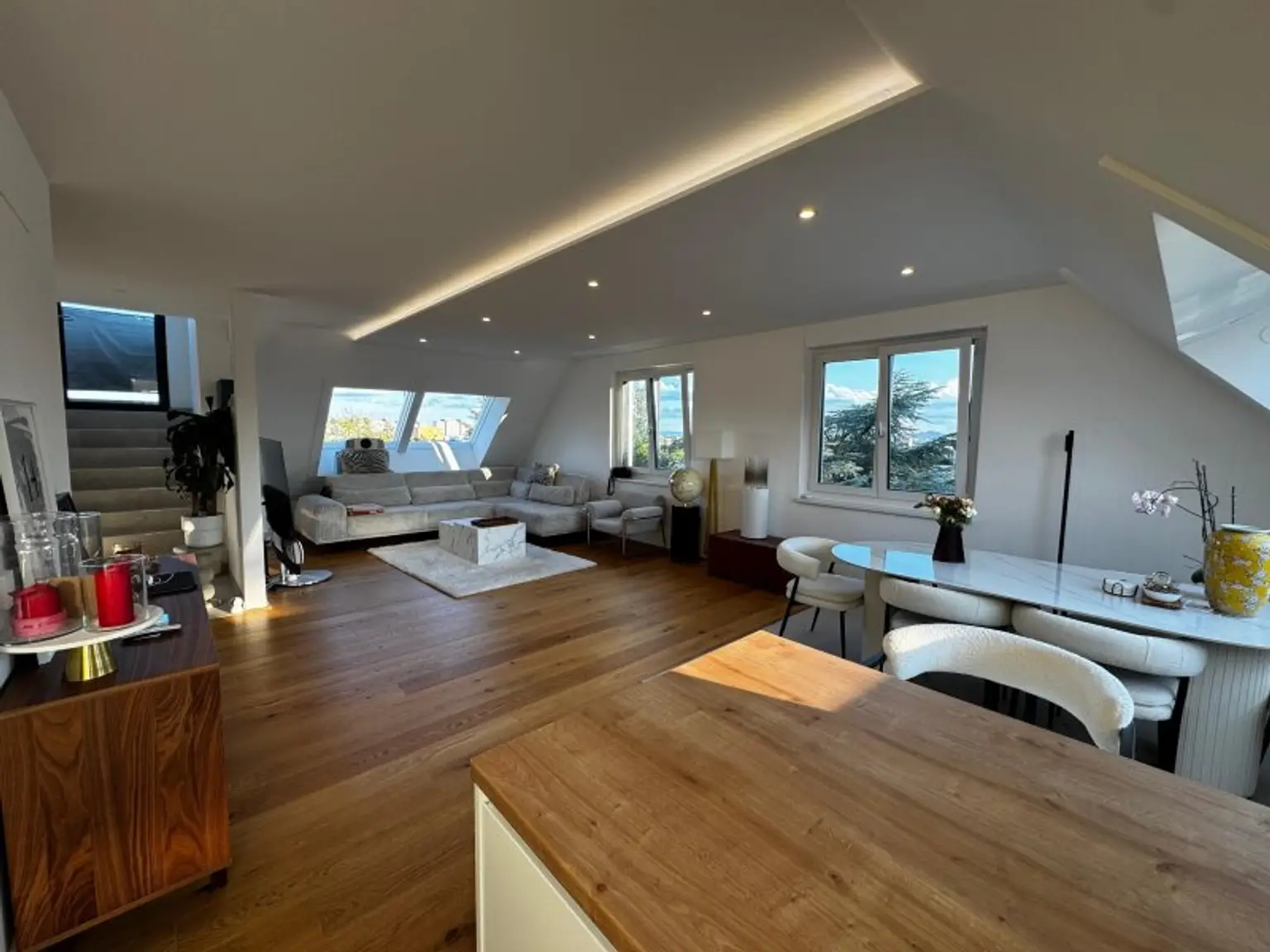 "Provisionsfrei" Traumhafte Dachterrassenwohnung mit Fernsicht in Top-Lage - Erstbezug mit Tiefgarage