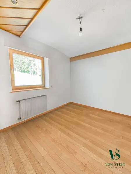 Bestehendes Wohnhaus mit Ausbau- & Neubauoption in Toplage