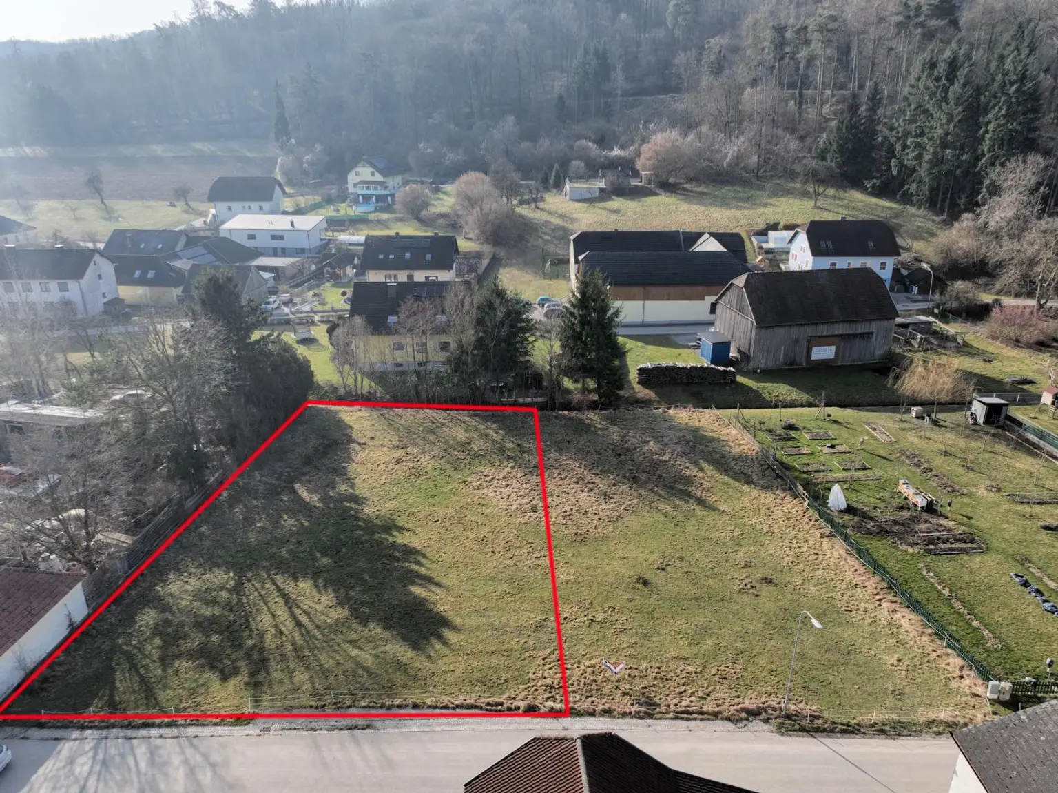 herrliches Grundstück in dörflicher Umgebung