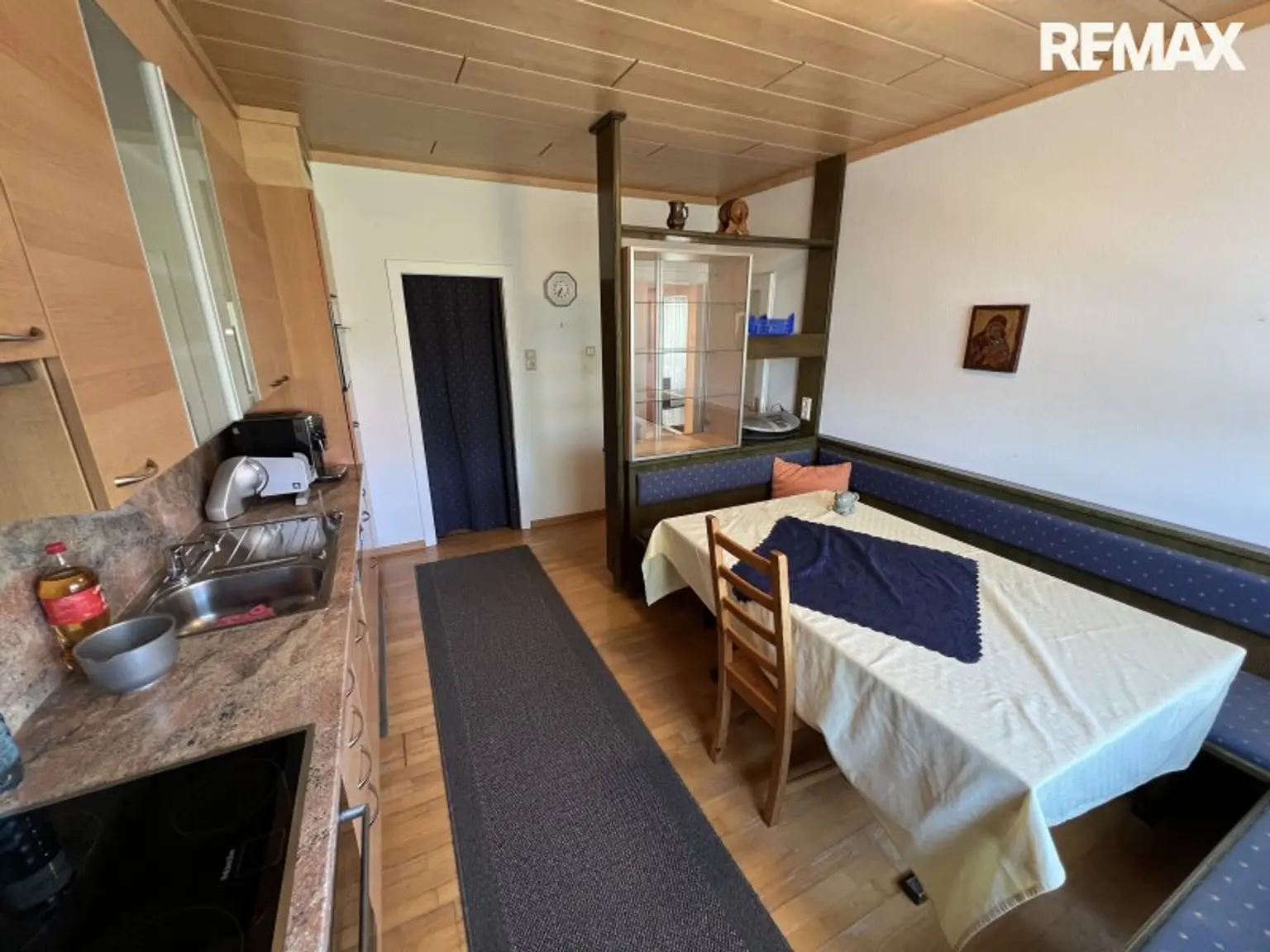 Burgblick! Charmantes Einfamilienhaus mit Garten, Terrasse und Wellnessbereich in Forchtenstein!