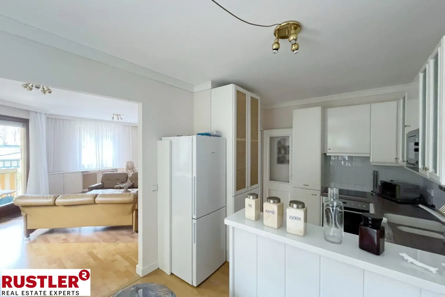 NEUER PREIS! Großzügige 2 Zimmerwohnung mit Loggia