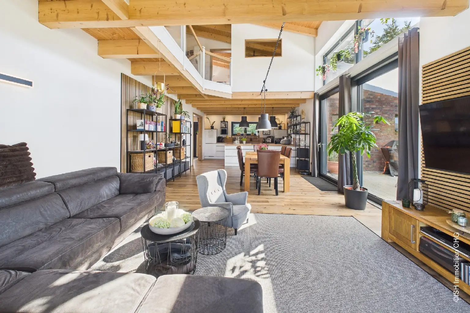 Wohn- und Essbereich