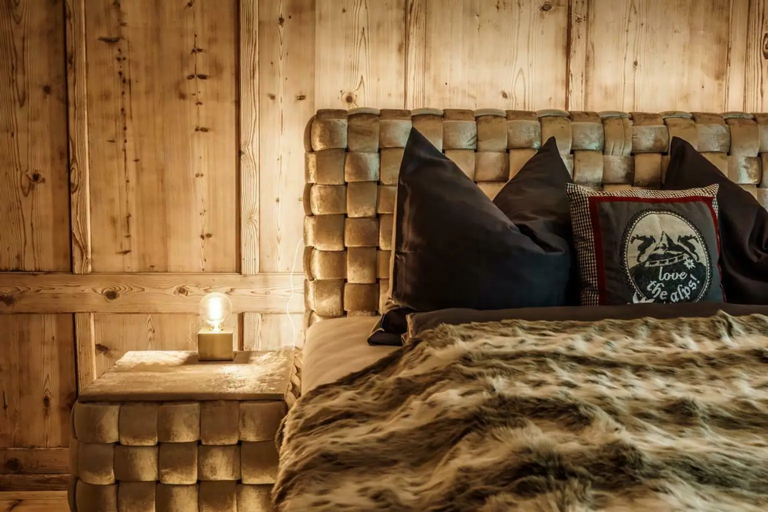 Montafon - Luxuschalet umgeben von einer traumhaften Bergkulisse | Montafon - luxury chalet surrounded by a dreamlike mountain scenery