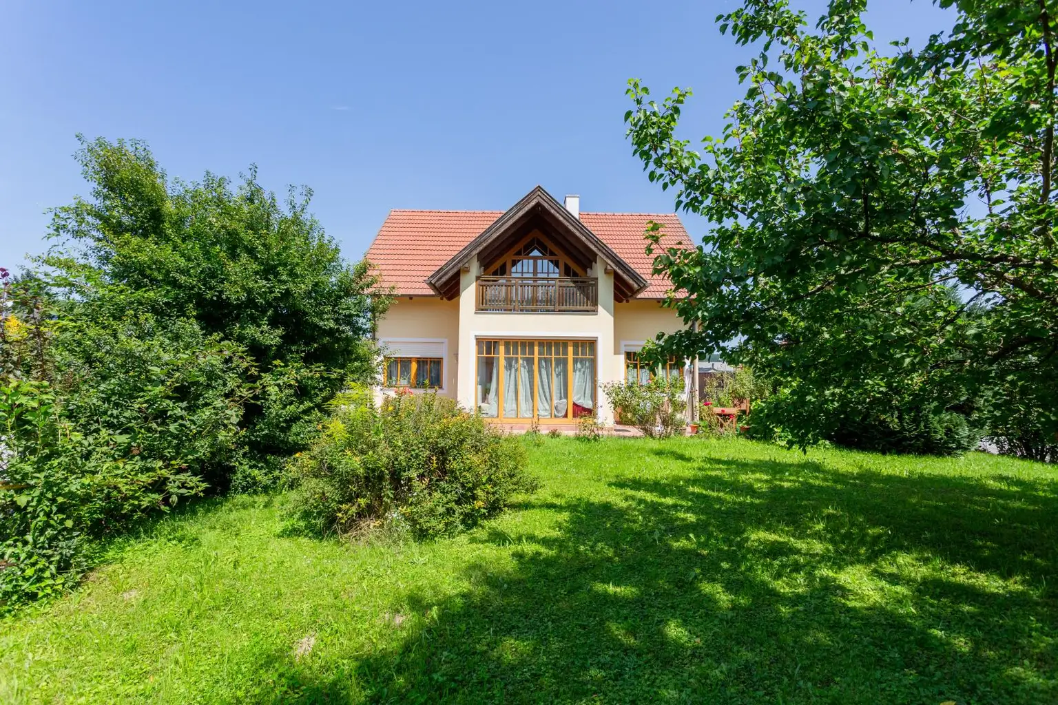 Wunderschönes Einfamilienhaus - ruhige Siedlungslage!