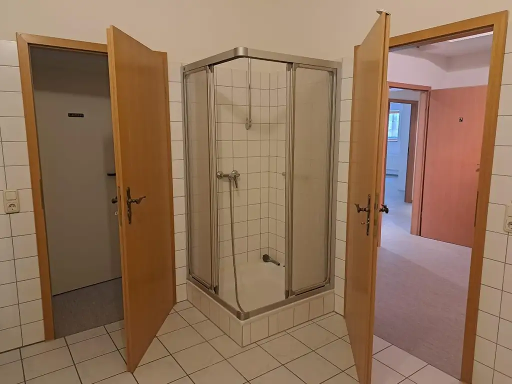 Souterrainwohnung in gepflegter Wohnanlage