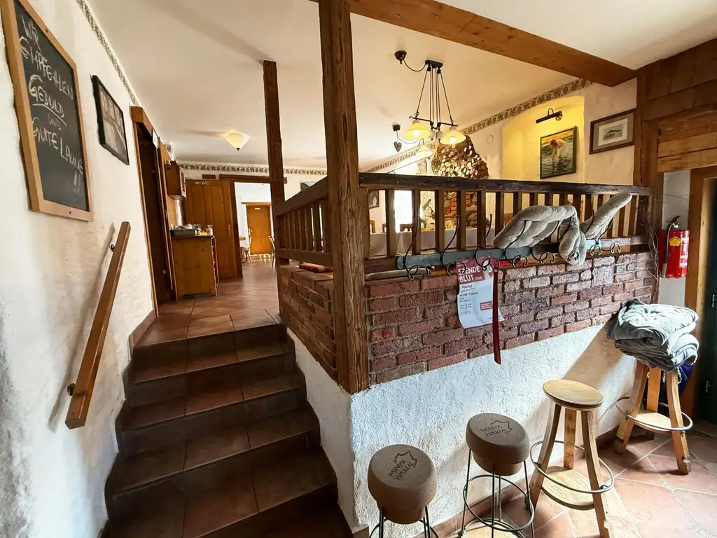 Gasthaus / Weinstube "WEINECK" im Yspertal zu erwerben!