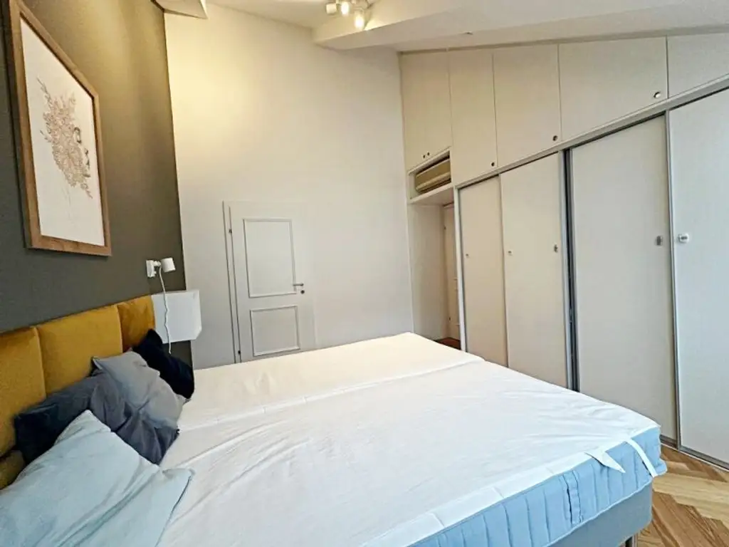 STAATSOPER-BLICK, klimatisiertes 110 m2 Dachgeschoss mit 20 m2 Terrasse, 3 Zimmer, Extraküche, 2 Bäder, Möblierung möglich