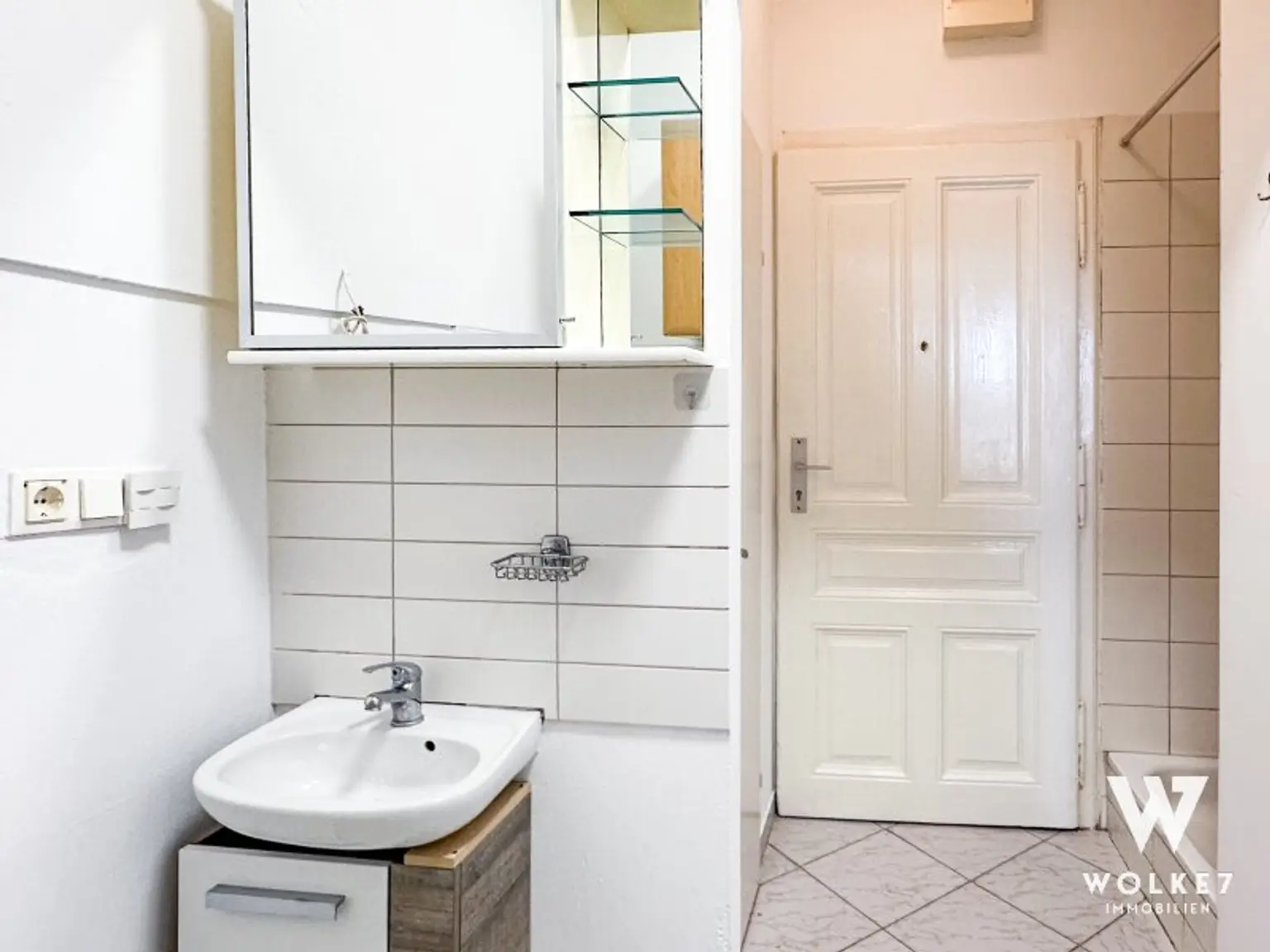 Südliche Ein-Zimmer-Wohnung in Top-Lage: Zentrumsnah | Weinberg-Blick | Ideale Starterwohnung