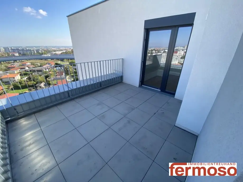 Stilvolle Dachgeschoßwohnung mit Weitblick – 1100 Wien