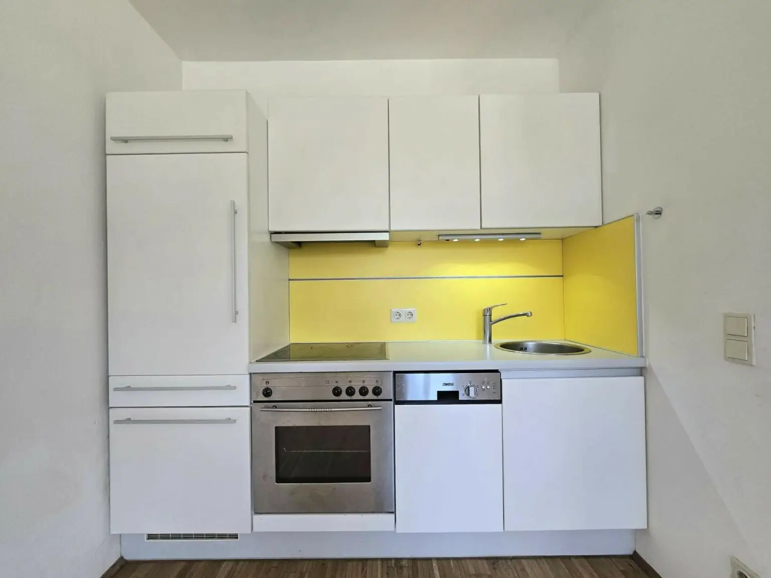Helle 2 Zimmer Wohnung mit Parkplatz TU/UNI GRAZ Innenstadt- Nähe - ab sofort!