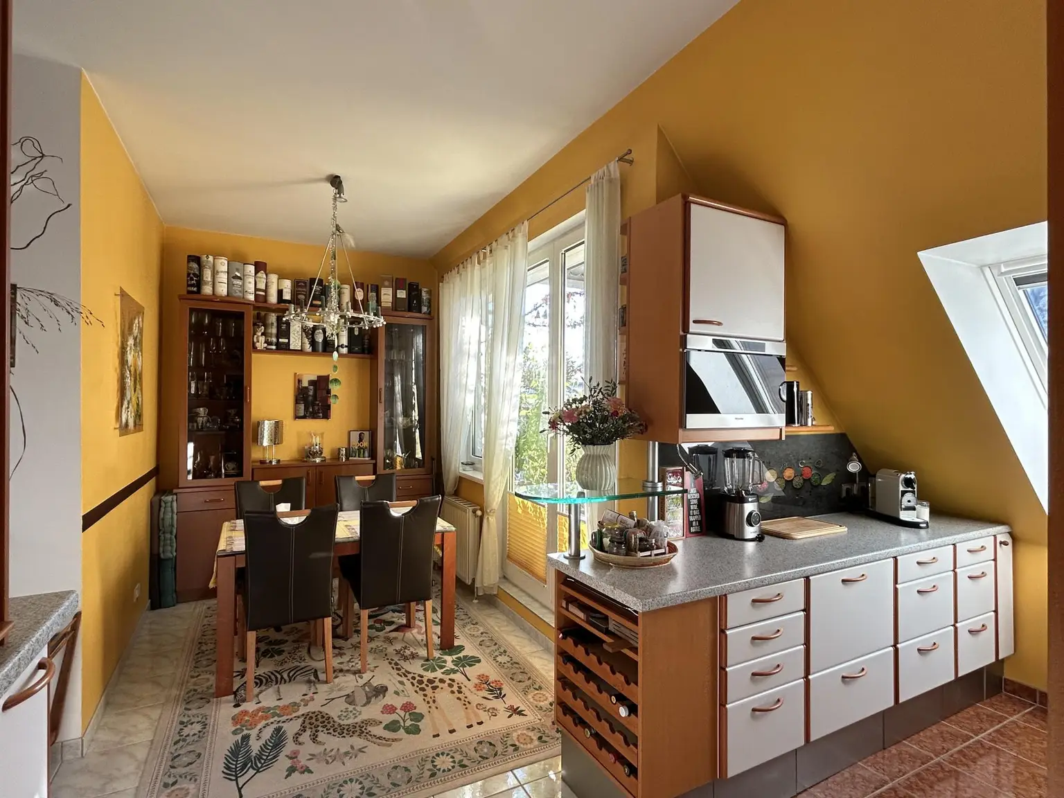 Wohnküche - Ausgang Terrasse