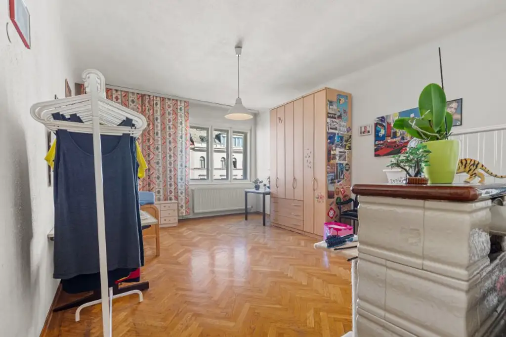 Verkauf mit Wohnrecht/ Investchance/ 3 Zimmer+Loggia in 1030 Wien