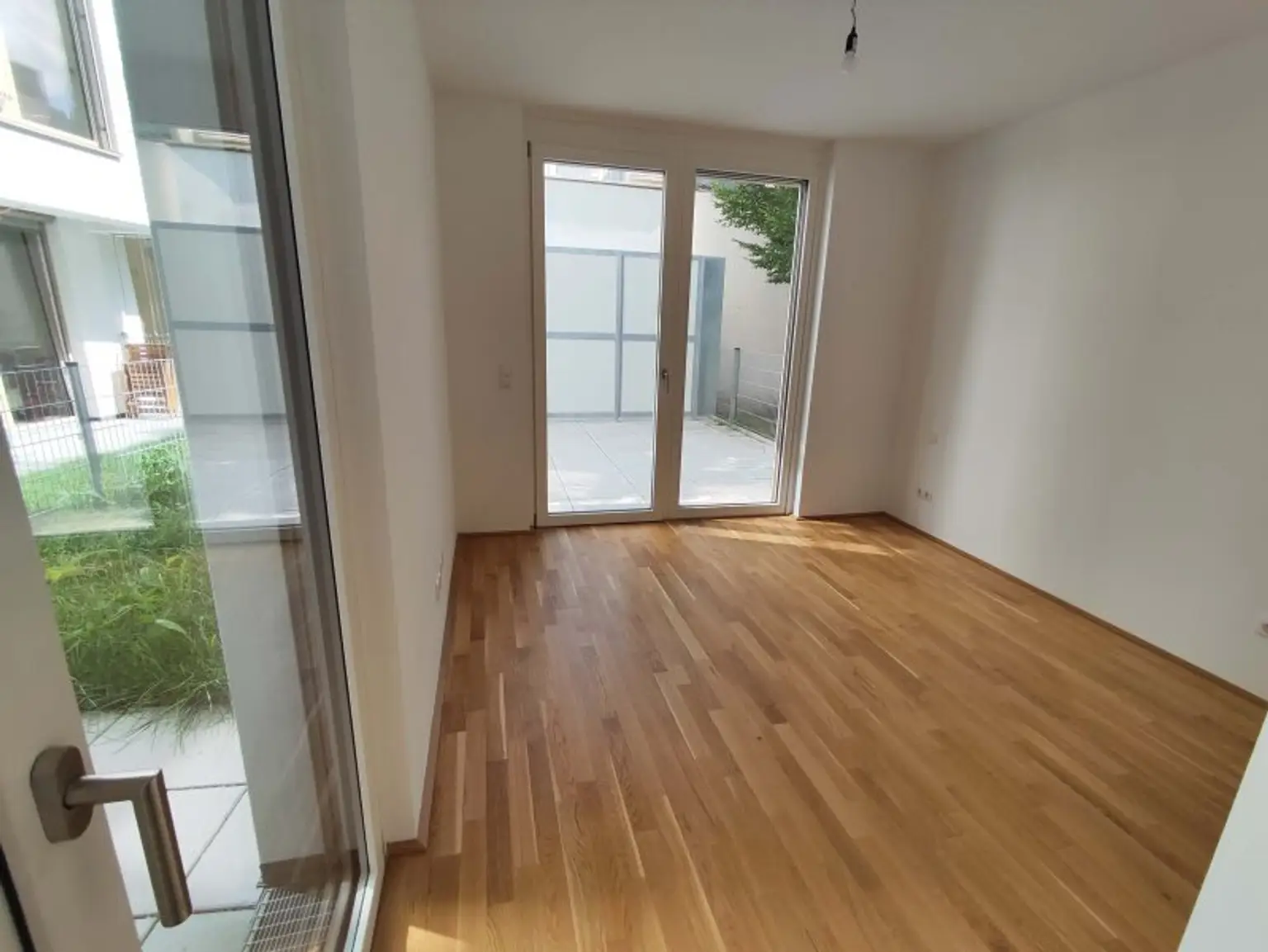 NEUBAU 4-Zimmer-ERSTBEZUG Gartenwohnung mit Terrassen in 1210 Wien! Top 2/5