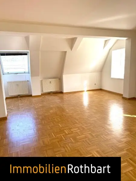 Helle 2,5-Zimmer-Wohnung in zentraler Lage!