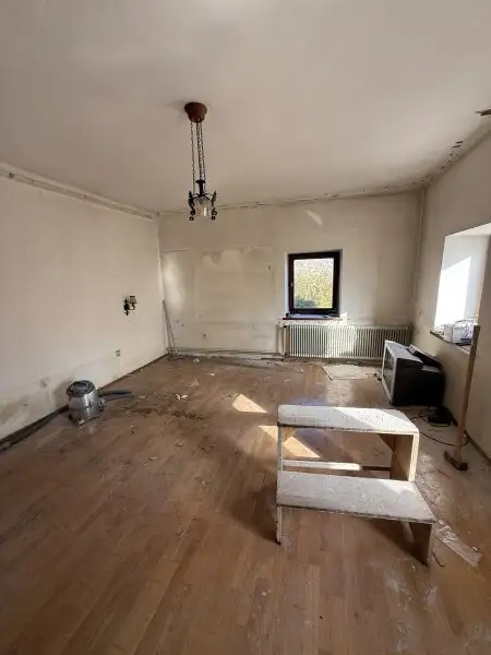 Wohnhaus nähe Warmbad/Villach: 200m² mit Balkon, Terrasse & Garagen!