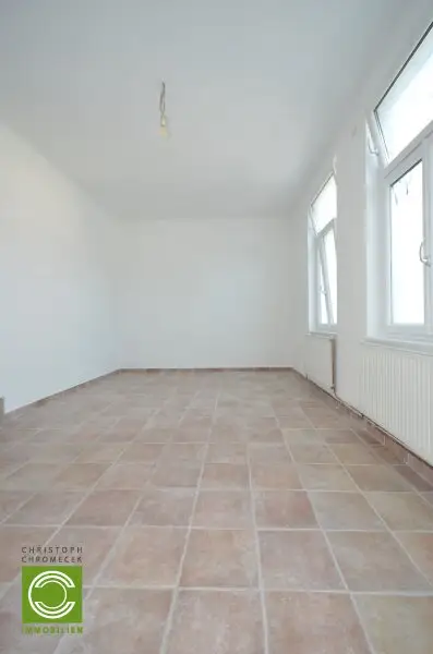 CHRISTOPH CHROMECEK IMMOBILIEN - PERCHTOLDSDORF - Wohnen und Arbeiten unter einem Dach!