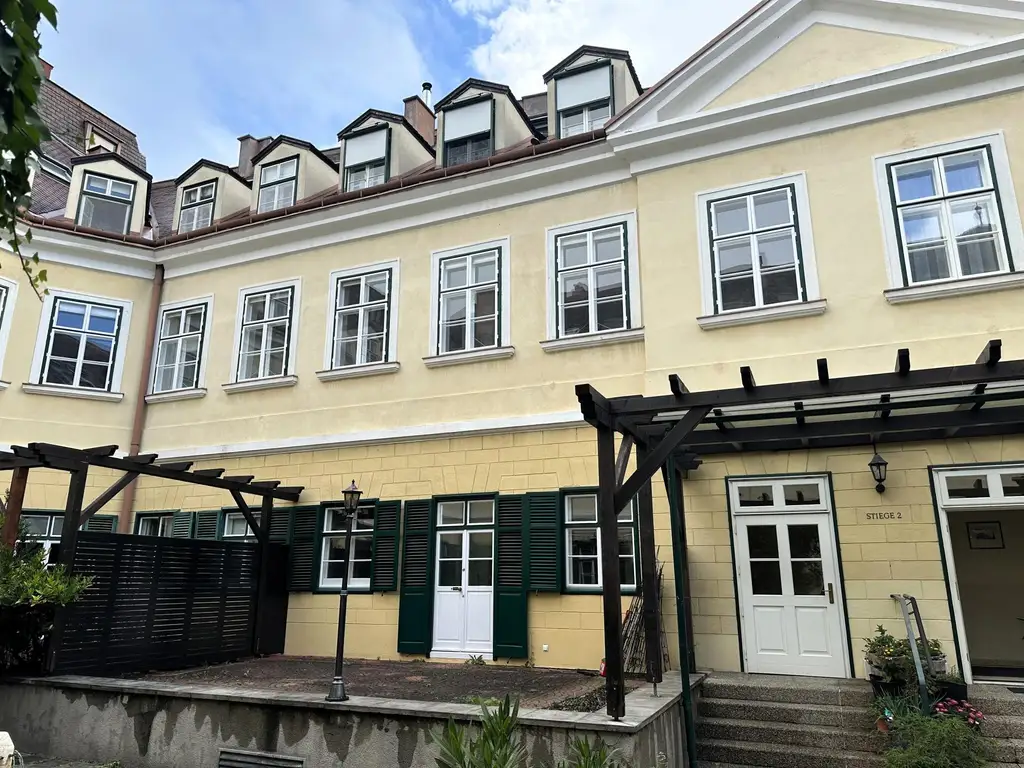 4 ZIM.WHG MIT BLICK IN RUHIGEN INNENHOF/LIFT/TIEFGARAGE