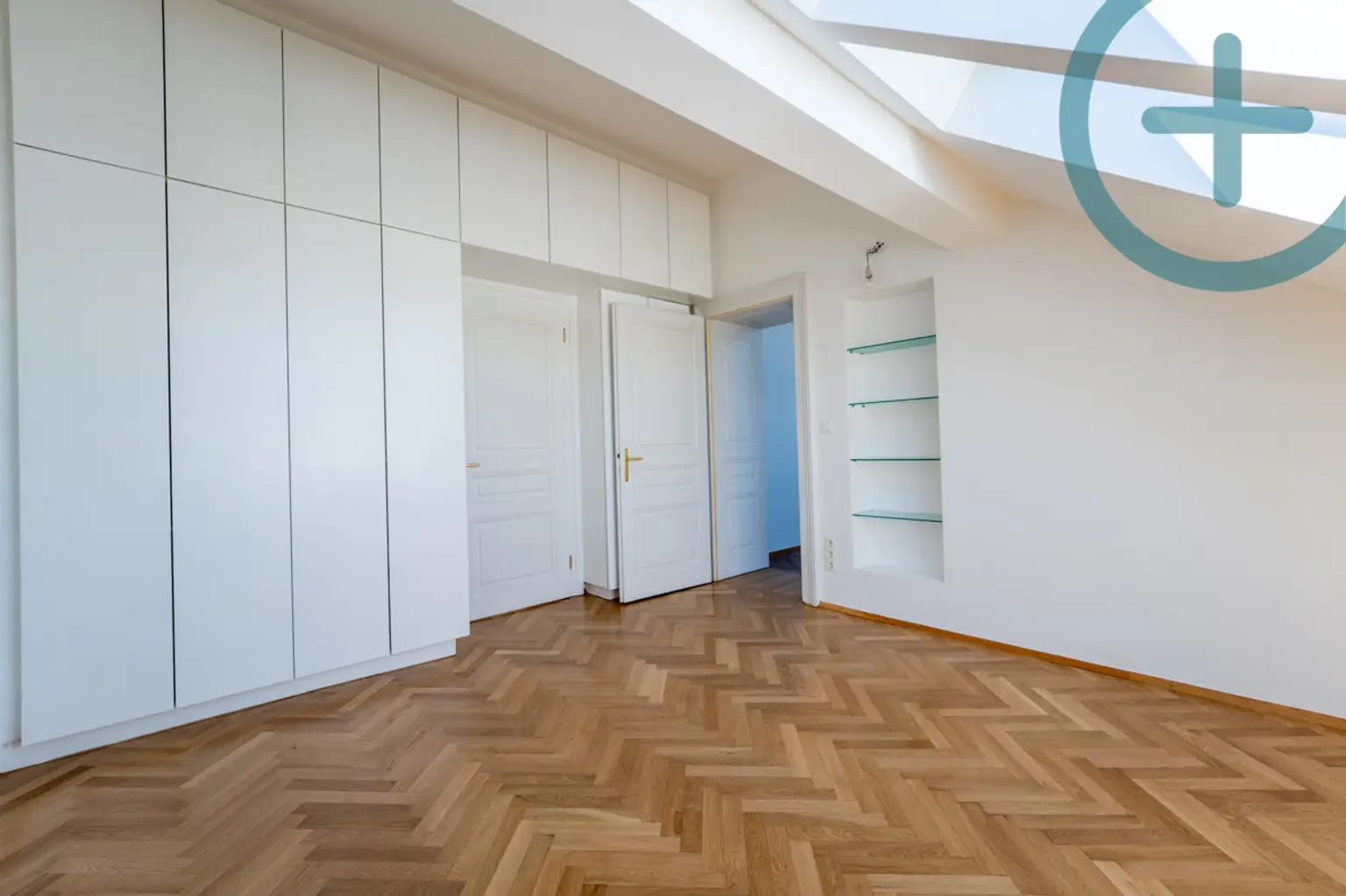 Penthouse-Etage mit XXL Terrasse