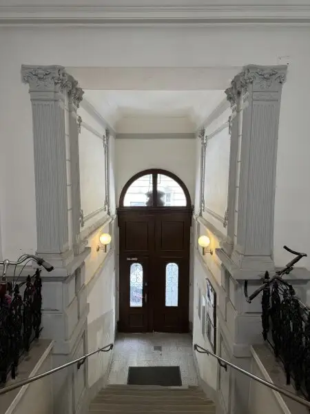 Moderne 3-Zimmer-Wohnung mit bewilligtem Balkon im Herzen des 9. Bezirks