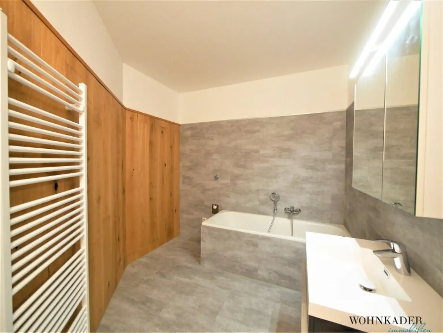 Charmante 2-Zimmer-Wohnung mit Südausrichtung mit eigenem Garagenstellplatz