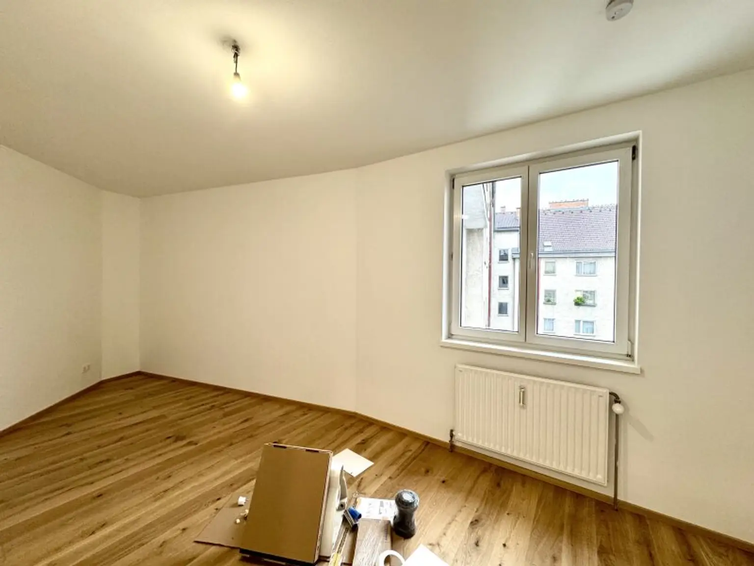 NEU! ERSTBEZUG! Generalsanierte 2 Zimmerwohnung zu vermieten!