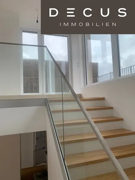 4-ZIMMER | LUXUS IM HERZEN DER STADT | TRAUMHAFTE DG-WOHNUNG | ROOFTOP-TERRASSE - AB SOFORT