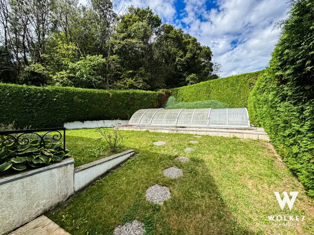 Sanierungsjuwel vor den Toren Wiens: Gießhübl | Absolute Ruhe | Großzügiger Garten | Pool | Sauna