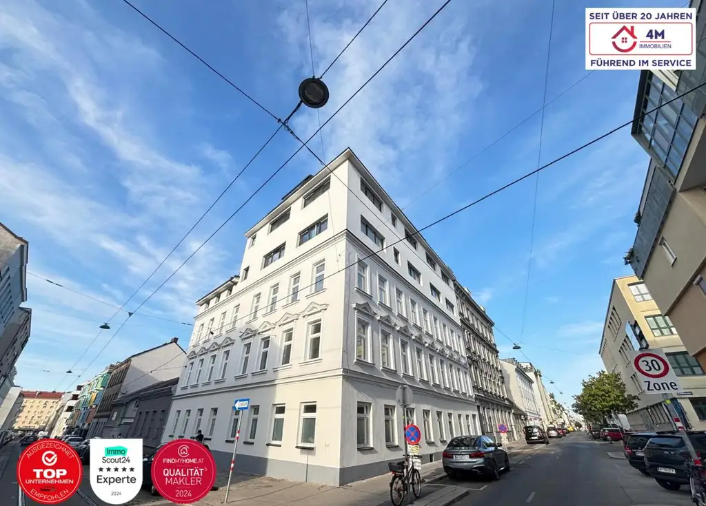 Charmanter Altbau trifft modernen Wohnkomfort: Stilvolle, belagsfertige 2-Zimmer-Wohnung mit 39,44 m² im Erstbezug