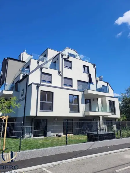 4 Zimmer-Penthouse mit 5 großen Terrassen in familienfreundlicher & naturnaher Umgebung