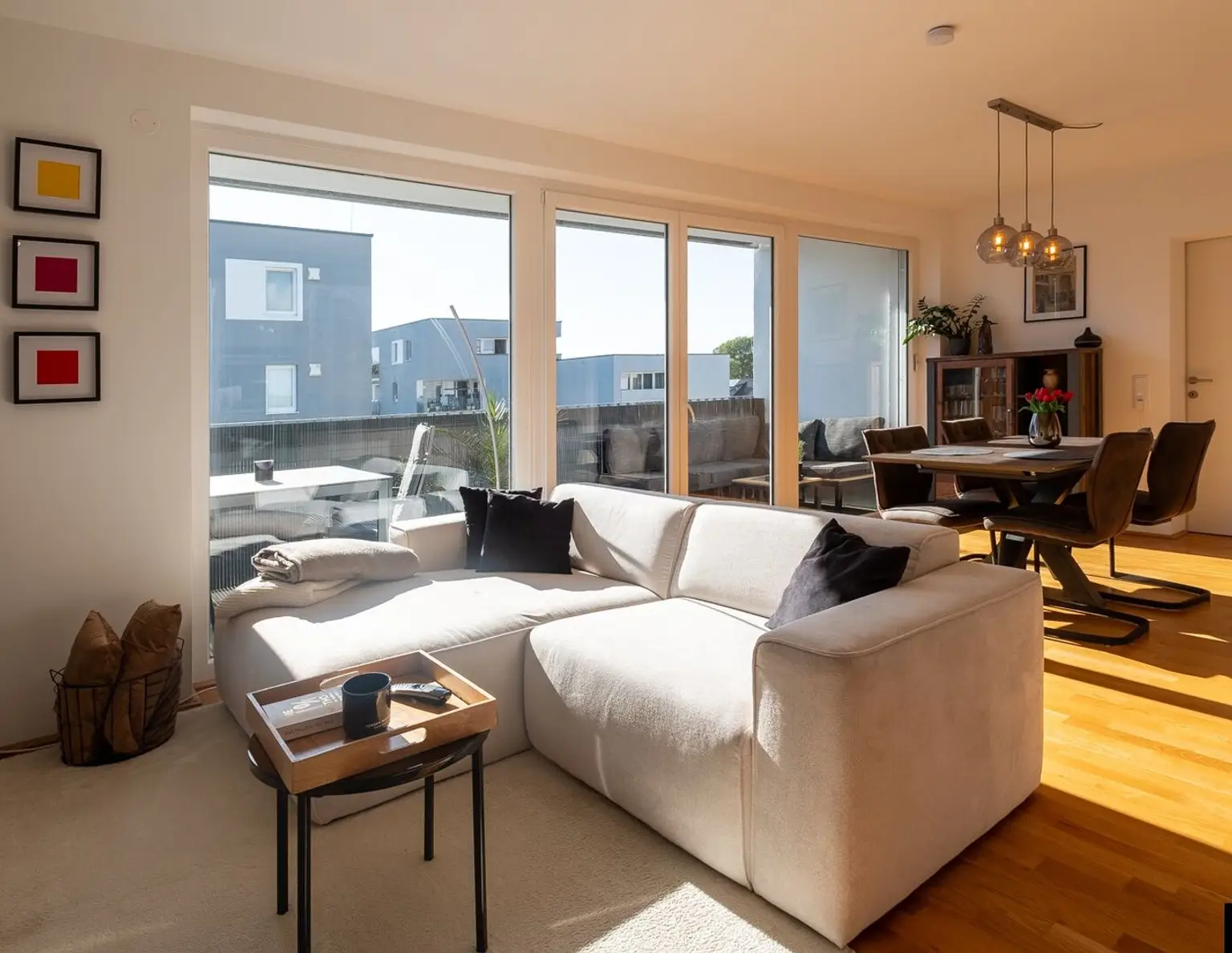 LINZ: Moderne Wohnung mit hellem Balkon